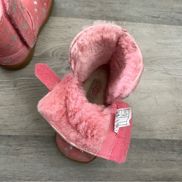 UGG | Girls Pink Keelan Stars Boots - Picture 6 of 11